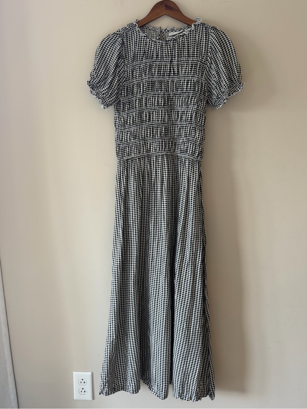 Sincerely Jules Black & White Gingham Smocked Maxi Dress Size Small